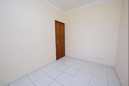 Quarto 2 de apartamento para alugar com 3 quartos, 120m² em Lindéia, Contagem
