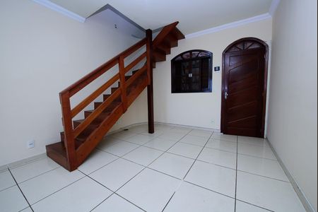 Apartamento para alugar com 120m², 3 quartos e 1 vaga Apartamento para alugar com 120m², 3 quartos e 1 vagaSala