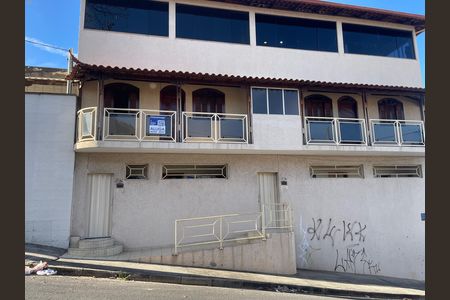Apartamento para alugar com 3 quartos, 120m² em Lindéia, Contagem