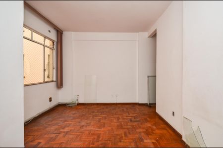 Apartamento à venda com 88m², 2 quartos e sem vaga Apartamento à venda com 88m², 2 quartos e sem vagaSala