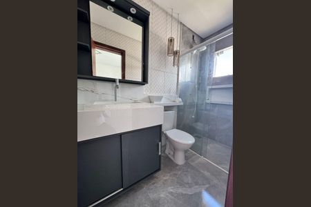 Casa para alugar com 64m², 2 quartos e 2 vagasBanheiro 1