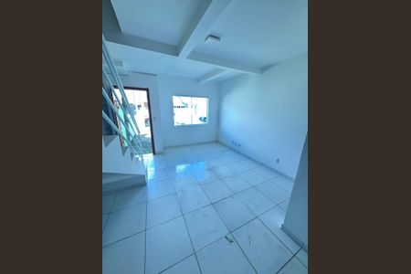Sala de casa para alugar com 2 quartos, 64m² em Alto Aririu, Palhoça