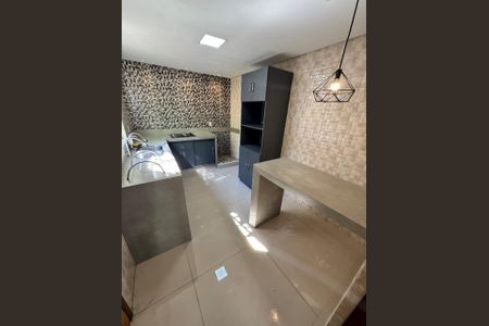 Casa para alugar com 64m², 2 quartos e 2 vagasCozinha