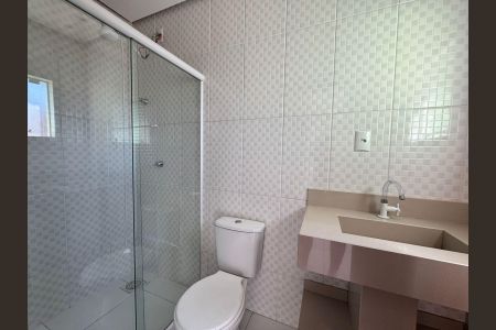 Casa para alugar com 64m², 2 quartos e 2 vagasBanheiro 2