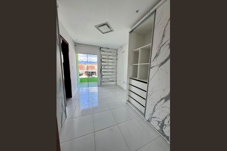 Casa para alugar com 64m², 2 quartos e 2 vagasQuarto 1