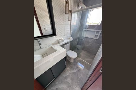 Banheiro 1 de casa para alugar com 2 quartos, 64m² em Alto Aririu, Palhoça