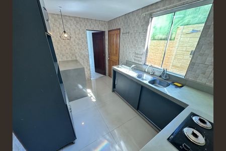 Cozinha de casa para alugar com 2 quartos, 64m² em Alto Aririu, Palhoça