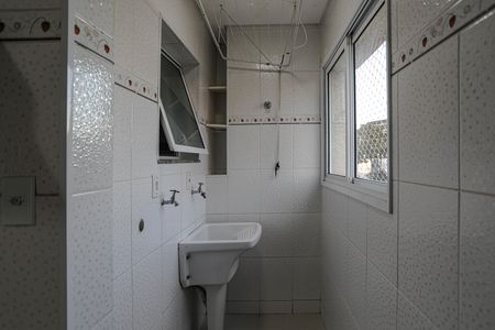 Área de Serviço de apartamento para alugar com 1 quarto, 68m² em Vila Oliveira, Mogi das Cruzes