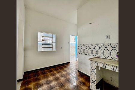 Casa para alugar com 40m², 1 quarto e 1 vaga