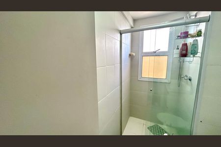 Apartamento para alugar com 59m², 2 quartos e 1 vaga Apartamento para alugar com 59m², 2 quartos e 1 vagaBanheiro 1