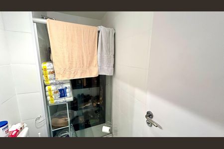 Apartamento para alugar com 59m², 2 quartos e 1 vaga Apartamento para alugar com 59m², 2 quartos e 1 vagaBanheiro da Suíte
