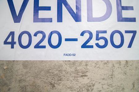 PLACA de casa à venda com 2 quartos, 220m² em Parque Peruche, São Paulo