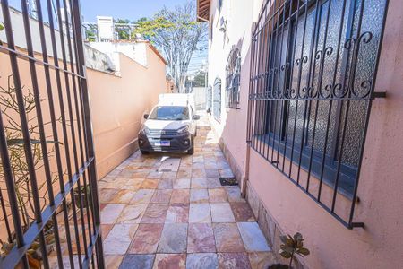 Casa à venda com 378m², 5 quartos e 6 vagas Casa à venda com 378m², 5 quartos e 6 vagasgaragem