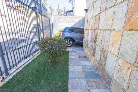 Casa à venda com 378m², 5 quartos e 6 vagas Casa à venda com 378m², 5 quartos e 6 vagasgaragem