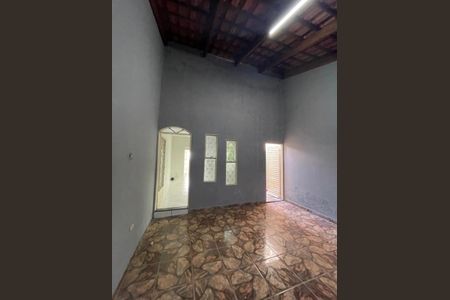 Casa para alugar com 180m², 3 quartos e 2 vagas
