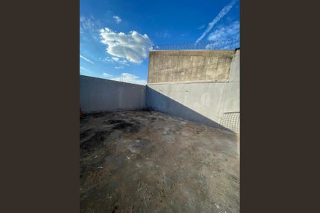 Casa para alugar com 180m², 3 quartos e 2 vagas
