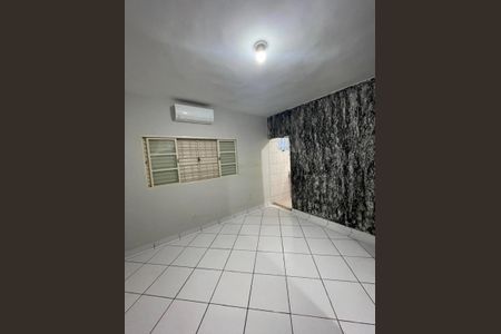 Casa para alugar com 180m², 3 quartos e 2 vagas