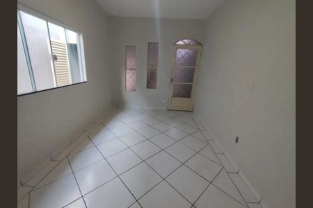 Casa para alugar com 180m², 3 quartos e 2 vagas