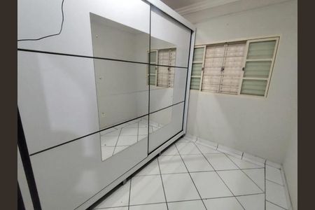 Casa para alugar com 180m², 3 quartos e 2 vagas