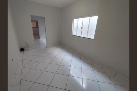 Casa para alugar com 180m², 3 quartos e 2 vagas