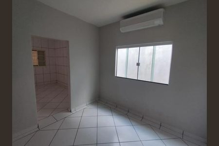 Casa para alugar com 180m², 3 quartos e 2 vagas