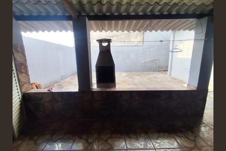 Casa para alugar com 180m², 3 quartos e 2 vagas