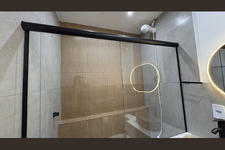 Casa de condomínio para alugar com 90m², 3 quartos e 2 vagas Casa de condomínio para alugar com 90m², 3 quartos e 2 vagasBanheiro da Suíte 1