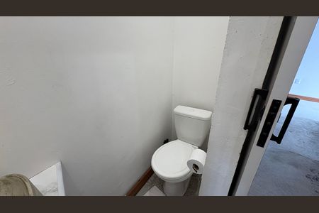 Casa de condomínio para alugar com 90m², 3 quartos e 2 vagas Casa de condomínio para alugar com 90m², 3 quartos e 2 vagasLavabo