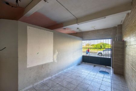Garagem  de casa para alugar com 2 quartos, 90m² em Quietude, Praia Grande