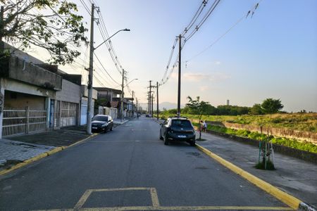 Vista da Rua de casa para alugar com 2 quartos, 90m² em Quietude, Praia Grande