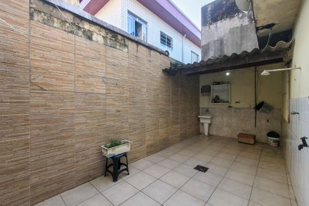 Casa para alugar com 90m², 2 quartos e 1 vaga Casa para alugar com 90m², 2 quartos e 1 vagaQuintal