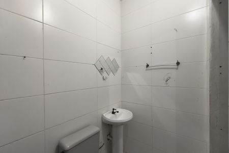 Casa para alugar com 90m², 2 quartos e 1 vaga Casa para alugar com 90m², 2 quartos e 1 vagaBanheiro da Suíte