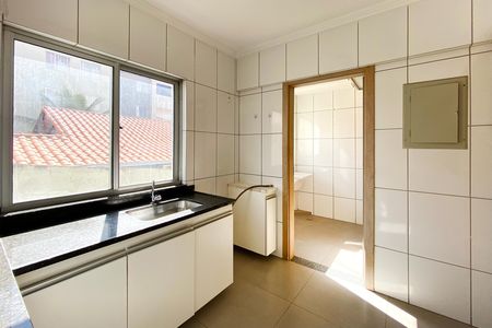 Cozinha de apartamento à venda com 3 quartos, 85m² em Castelo, Belo Horizonte
