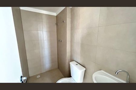 Apartamento à venda com 59m², 3 quartos e 1 vaga Apartamento à venda com 59m², 3 quartos e 1 vagaBanheiro 1