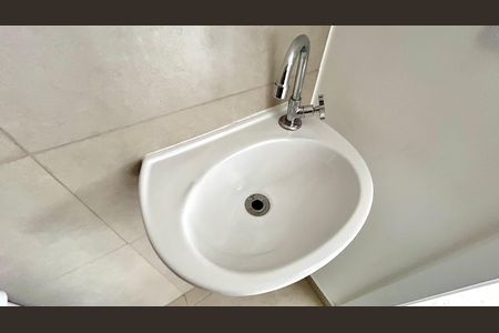 Apartamento à venda com 59m², 3 quartos e 1 vaga Apartamento à venda com 59m², 3 quartos e 1 vagaBanheiro 1