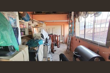 Casa à venda com 284m², 3 quartos e 3 vagas