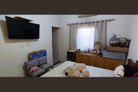 Casa à venda com 284m², 3 quartos e 3 vagas