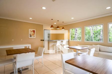 Apartamento para alugar com 44m², 2 quartos e 1 vaga Apartamento para alugar com 44m², 2 quartos e 1 vagaÁrea comum - Salão de festas