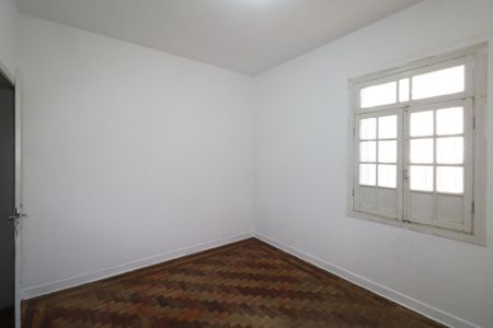 Casa para alugar com 110m², 2 quartos e 2 vagas Casa para alugar com 110m², 2 quartos e 2 vagasQuarto 2