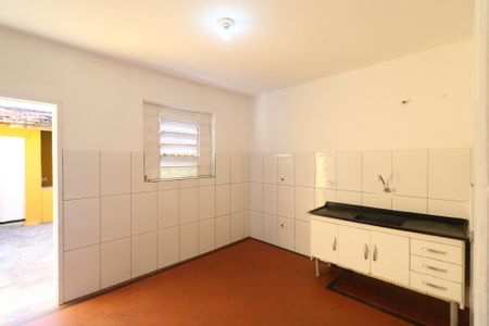 Casa para alugar com 110m², 2 quartos e 2 vagas Casa para alugar com 110m², 2 quartos e 2 vagasCozinha