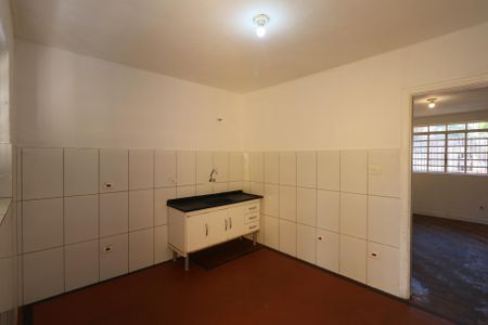 Casa para alugar com 110m², 2 quartos e 2 vagas Casa para alugar com 110m², 2 quartos e 2 vagasCozinha