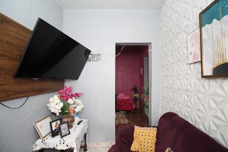 Casa à venda com 5 quartos, 300m² em Parque Regina, São Paulo