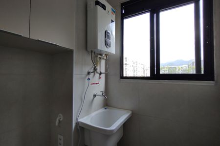 Área de Serviço de apartamento para alugar com 2 quartos, 46m² em Barra Olímpica, Rio de Janeiro
