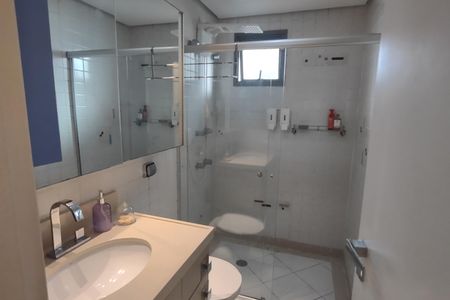 Apartamento à venda com 166m², 3 quartos e 2 vagas Apartamento à venda com 166m², 3 quartos e 2 vagasBanheiro da Suíte 3