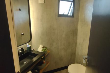 Apartamento à venda com 166m², 3 quartos e 2 vagas Apartamento à venda com 166m², 3 quartos e 2 vagasBanheiro da Suíte 2