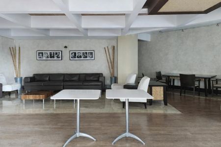 Apartamento à venda com 166m², 3 quartos e 2 vagas Apartamento à venda com 166m², 3 quartos e 2 vagasÁrea comum - Salão de festas