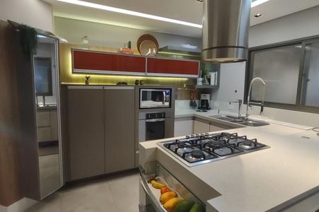 Apartamento à venda com 166m², 3 quartos e 2 vagas Apartamento à venda com 166m², 3 quartos e 2 vagasCozinha