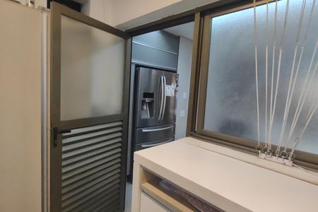 Apartamento à venda com 166m², 3 quartos e 2 vagas Apartamento à venda com 166m², 3 quartos e 2 vagasÁrea de Serviço