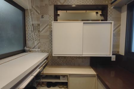 Apartamento à venda com 166m², 3 quartos e 2 vagas Apartamento à venda com 166m², 3 quartos e 2 vagasÁrea de Serviço
