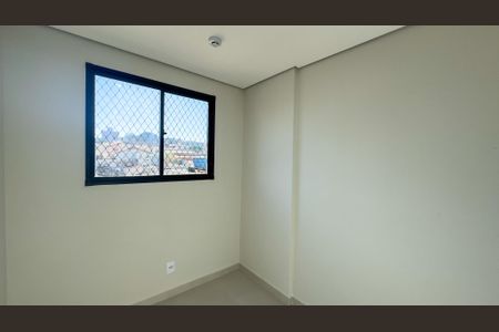 Quarto 2 de apartamento para alugar com 2 quartos, 36m² em Jardim Aeroporto, São Paulo